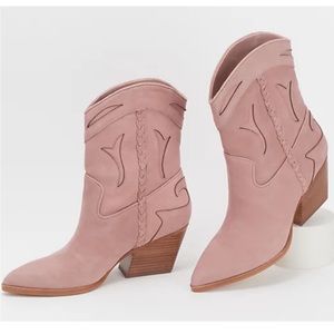 Dolce Vita Loral Western‎ Booties